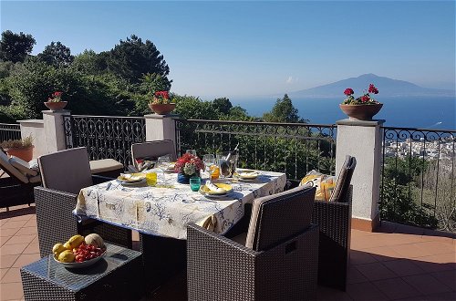 Photo 1 - Joyce Home is an Elegant Appartament With an Amazing View on the Gulf of Naples