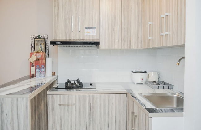 Best Price 2BR at Emerald Bintaro Apartment - Photo 6