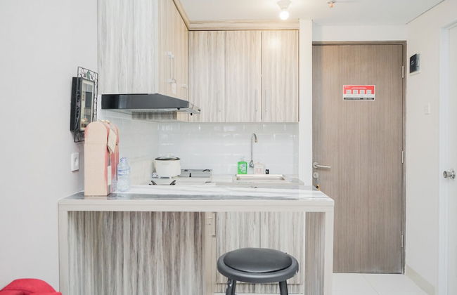 Best Price 2BR at Emerald Bintaro Apartment - Photo 9
