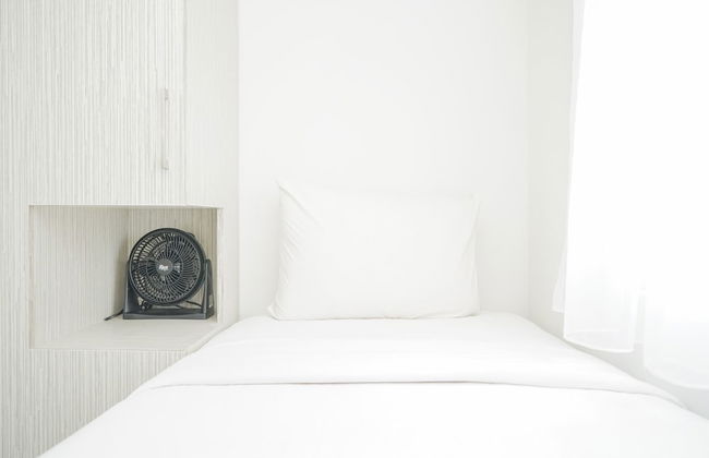 Best Price 2BR at Emerald Bintaro Apartment - Photo 4