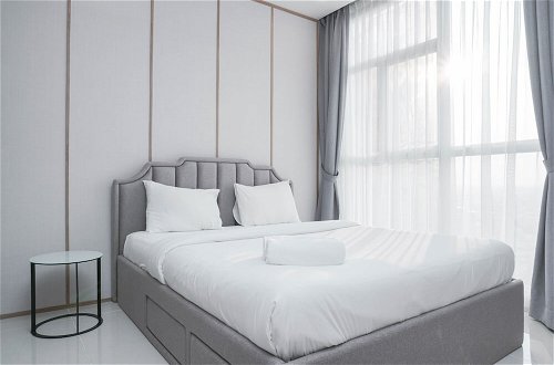 Photo 1 - 2BR Luxury Modern Ciputra International Apartment