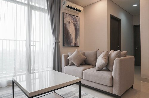 Photo 12 - 2BR Luxury Modern Ciputra International Apartment