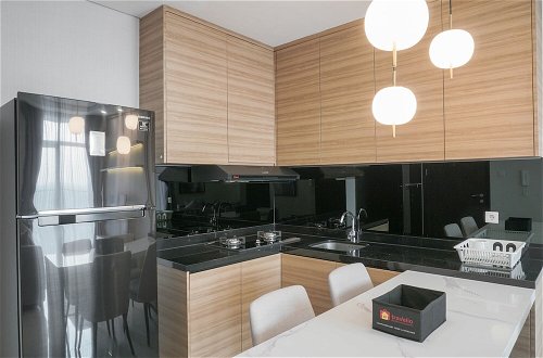 Foto 7 - 2BR Luxury Modern Ciputra International Apartment