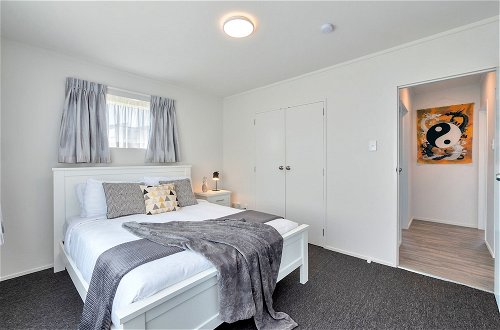 Foto 4 - Bright 3 Bedroom near St Lukes Mall 3
