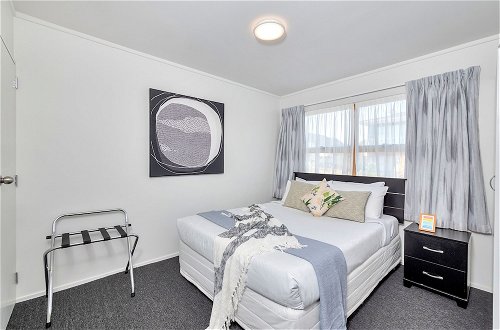 Foto 6 - Bright 3 Bedroom near St Lukes Mall 3