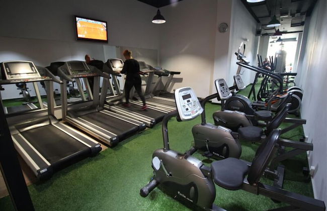 Cross Apartments and Tours - Photo 38