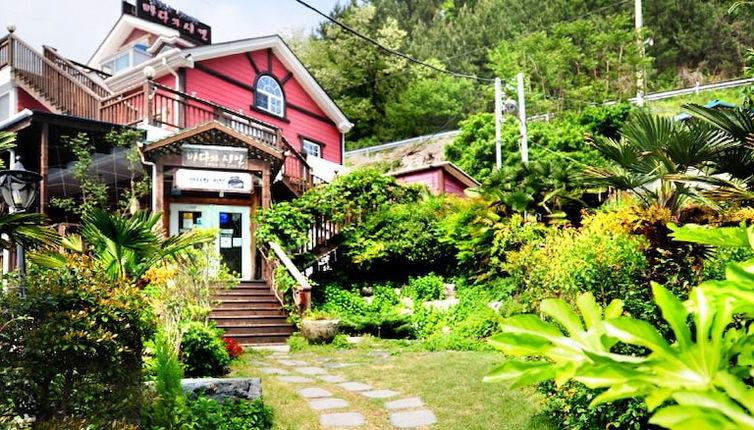 Photo 1 - Tongyeong The Sea and The Poet Pension