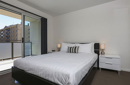 Photo 4 - Accommodate Canberra - Braddon 33