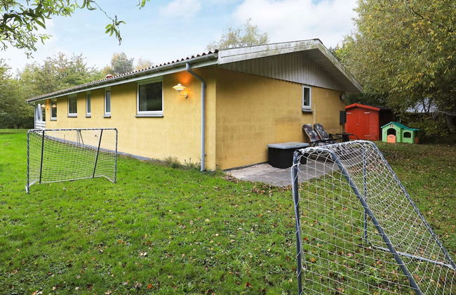 8 Person Holiday Home in Humble - Foto 20