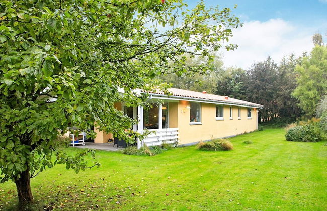 8 Person Holiday Home in Humble - Foto 1