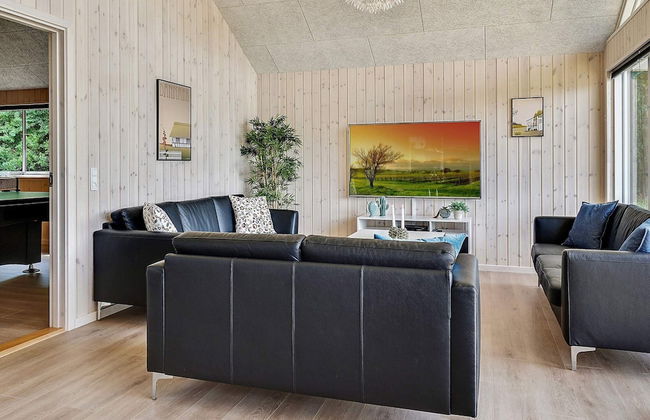 Chic Holiday Home in Hovedstaden near Sea - Foto 12