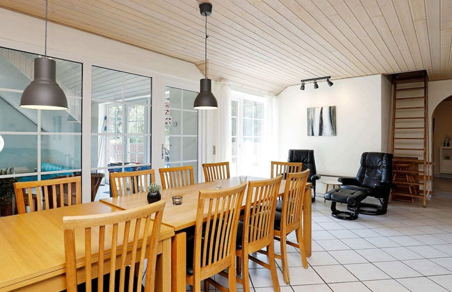 15 Person Holiday Home in Ringkobing - Foto 25