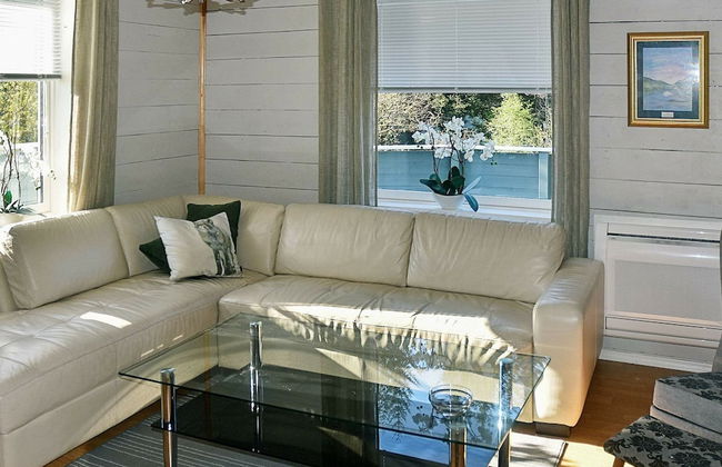 8 Person Holiday Home in Uggdal - Foto 16