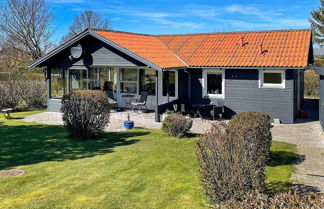 Foto 1 - 6 Person Holiday Home in Glesborg