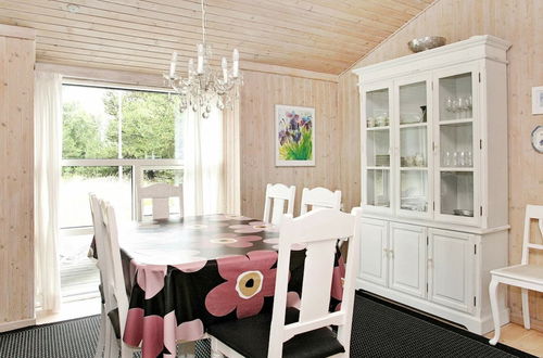 Foto 13 - 6 Person Holiday Home in Strandby