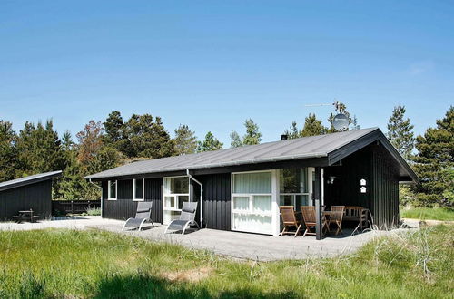 Foto 1 - 6 Person Holiday Home in Strandby