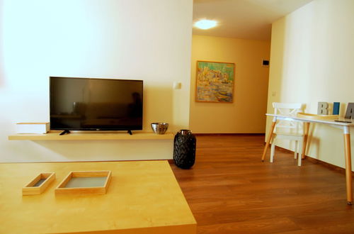 Photo 12 - Baratero Wooden House Apartment