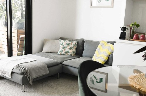 Photo 11 - Cosy Apartment in Trendy Collingwood