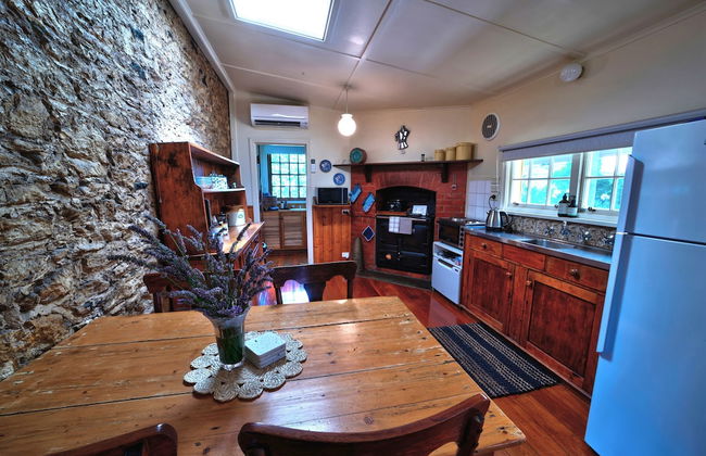 Cherry Plum Cottages - Photo 13