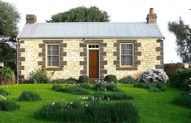 Cherry Plum Cottages - Photo 40