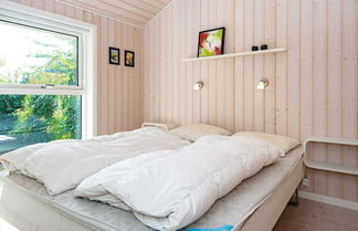 Photo 1 - 8 Person Holiday Home in Glesborg