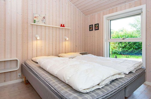 Photo 2 - 8 Person Holiday Home in Glesborg