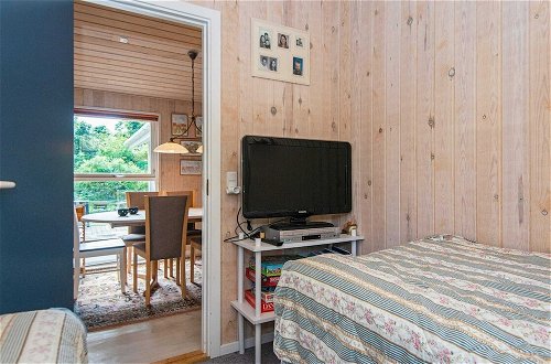 Photo 10 - 8 Person Holiday Home in Glesborg