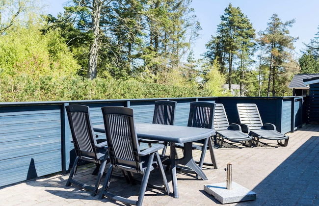 6 Person Holiday Home in Henne - Foto 21