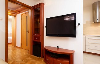 Photo 3 - Apartment Esperanto Warsaw by Renters
