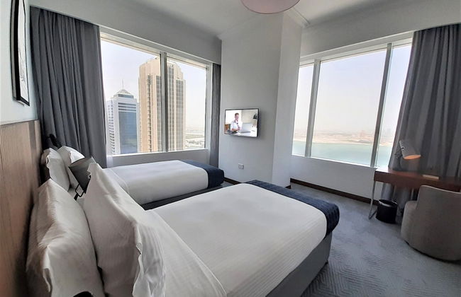 Somerset West Bay Doha - Photo 7