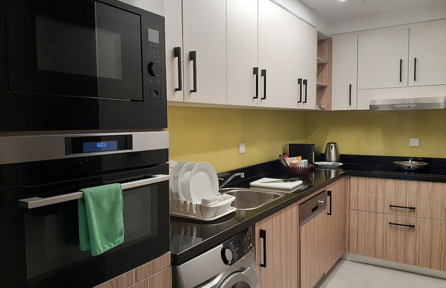 Somerset West Bay Doha - Photo 1