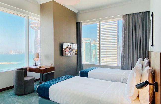 Somerset West Bay Doha - Photo 6