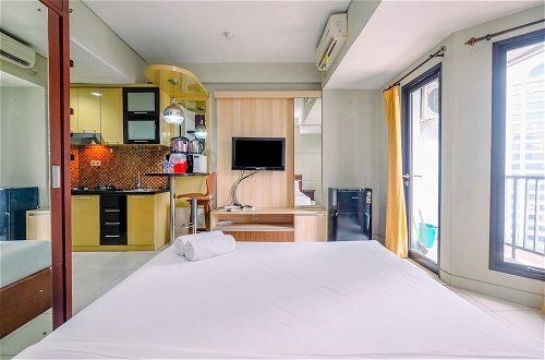 Photo 10 - Spacious And Comfy Studio At Tamansari Sudirman Apartment