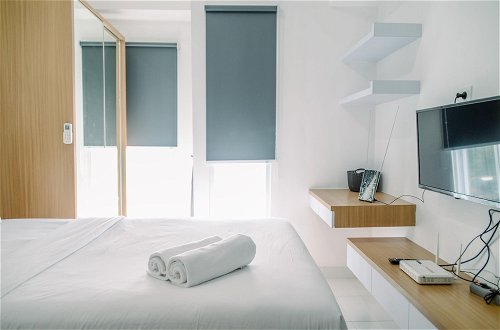 Photo 5 - Stunning And Comfy Studio Amazana Serpong Apartment
