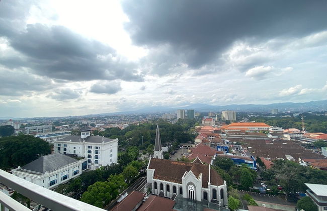 Deluxe & Well Appointed 2BR at El Royale Apartment - Foto 33