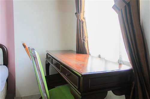 Photo 4 - Homey and Cozy Living Studio at Margonda Residence 2 Apartment