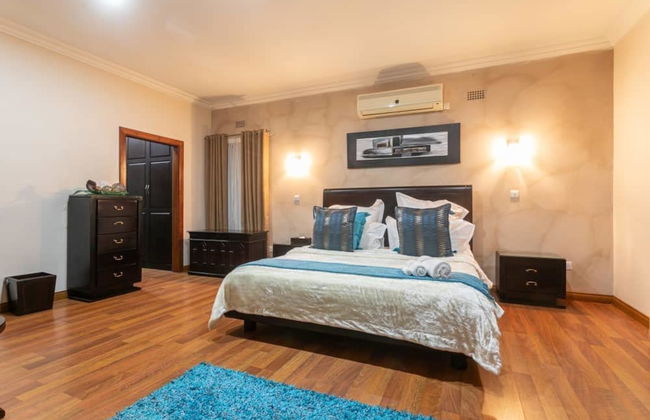 3 Bedrooms Exclusive Villa in Mass Media - Foto 4