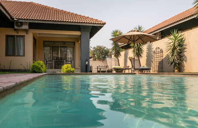 3 Bedrooms Exclusive Villa in Mass Media - Foto 1