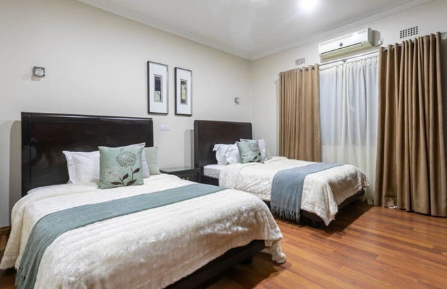 3 Bedrooms Exclusive Villa in Mass Media - Foto 2