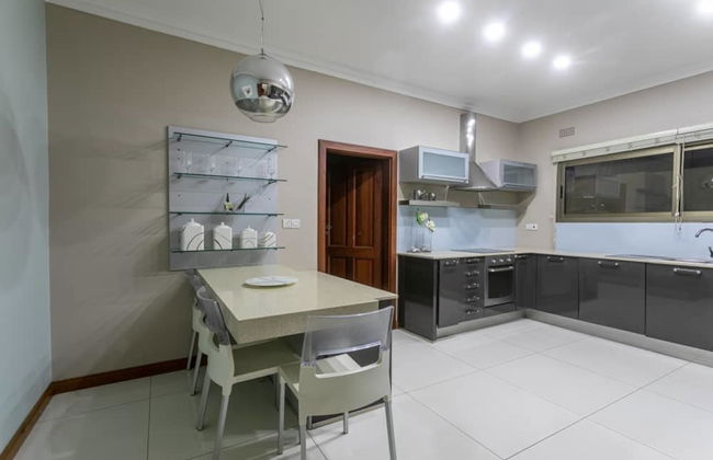 3 Bedrooms Exclusive Villa in Mass Media - Foto 16