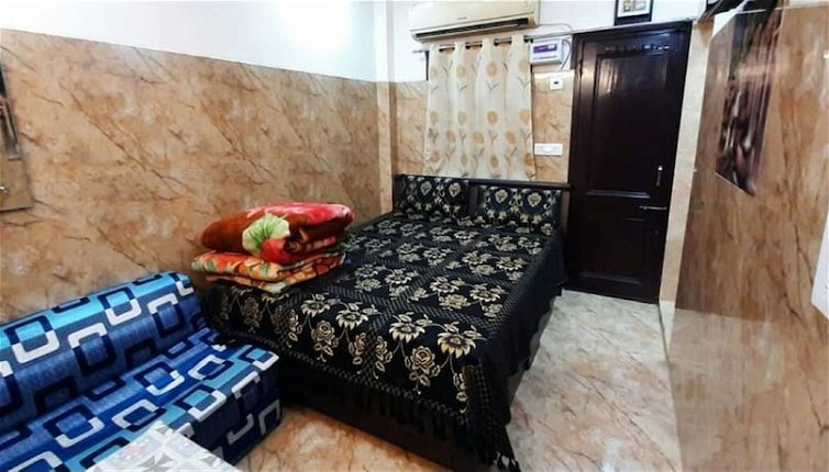 Photo 1 - Room in Guest Room - Aggarwal Guest House In Cream Location 92,121,74700