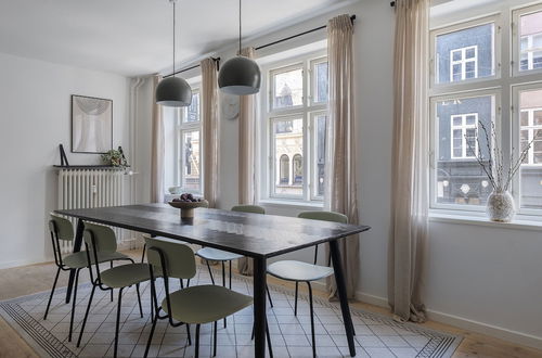 Photo 1 - Sanders Main - Cozy 2-bdr. Apt. Close to Nyhavn