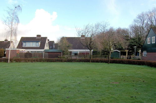 Photo 36 - Cozy Holiday Home in Noordwijkerhout near Lake