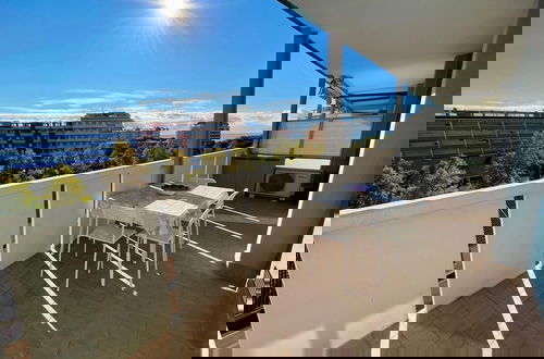 Photo 1 - Seaview Modern Flat - Beahost