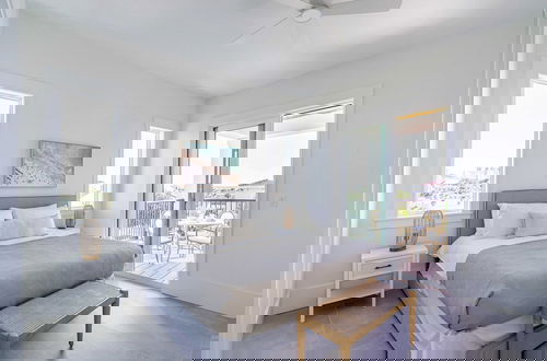 Foto 18 - Rendezvous by Avantstay Modern Haven w/ Game Room, Roof Top, Pool & Close to Beach!