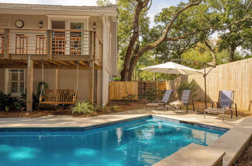 Photo 26 - Palmetto by Avantstay Gorgeous Character Home w/ Pool, Sun Room & Pool Table