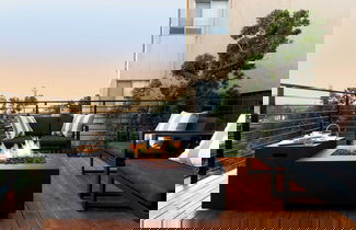 Foto 1 - Avalon III by Avantstay Mins to Gaslamp, Zoo & Airport Beautiful Deck w/ BBQ