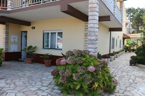 Photo 57 - 3 Bedroom Apartment in a Ground Floor of a Vila Wseparate Kitchen Living Room