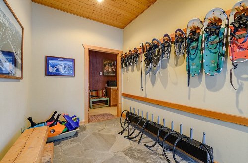 Foto 27 - Snowdrift Cabin by Avantstay Breathtaking Home w/ Prime Ski Access