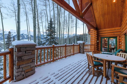 Photo 20 - Snowdrift Cabin by Avantstay Breathtaking Home w/ Prime Ski Access